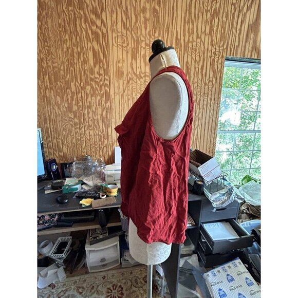 Torrid Cherry Red Sleeveless Front Tie Blouse Size 1 (1X) Thin Button Down - Picture 4 of 8